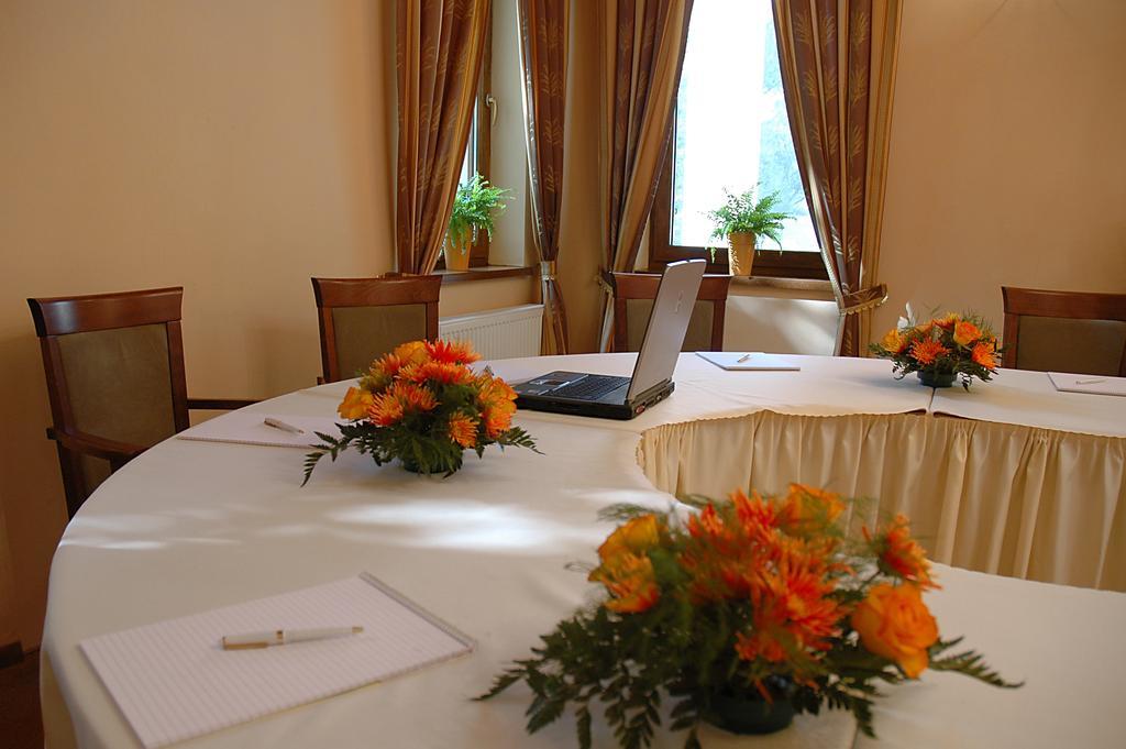 Hotel Hradna Brana Bratislava Exteriör bild